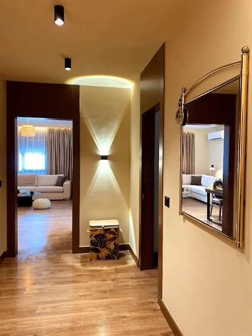 Amary'S Home Тирана 0*,  Албания